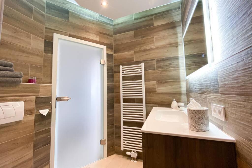 Luxus-Apartment In Leipzig Mit Privat-Parkplatz Экстерьер фото